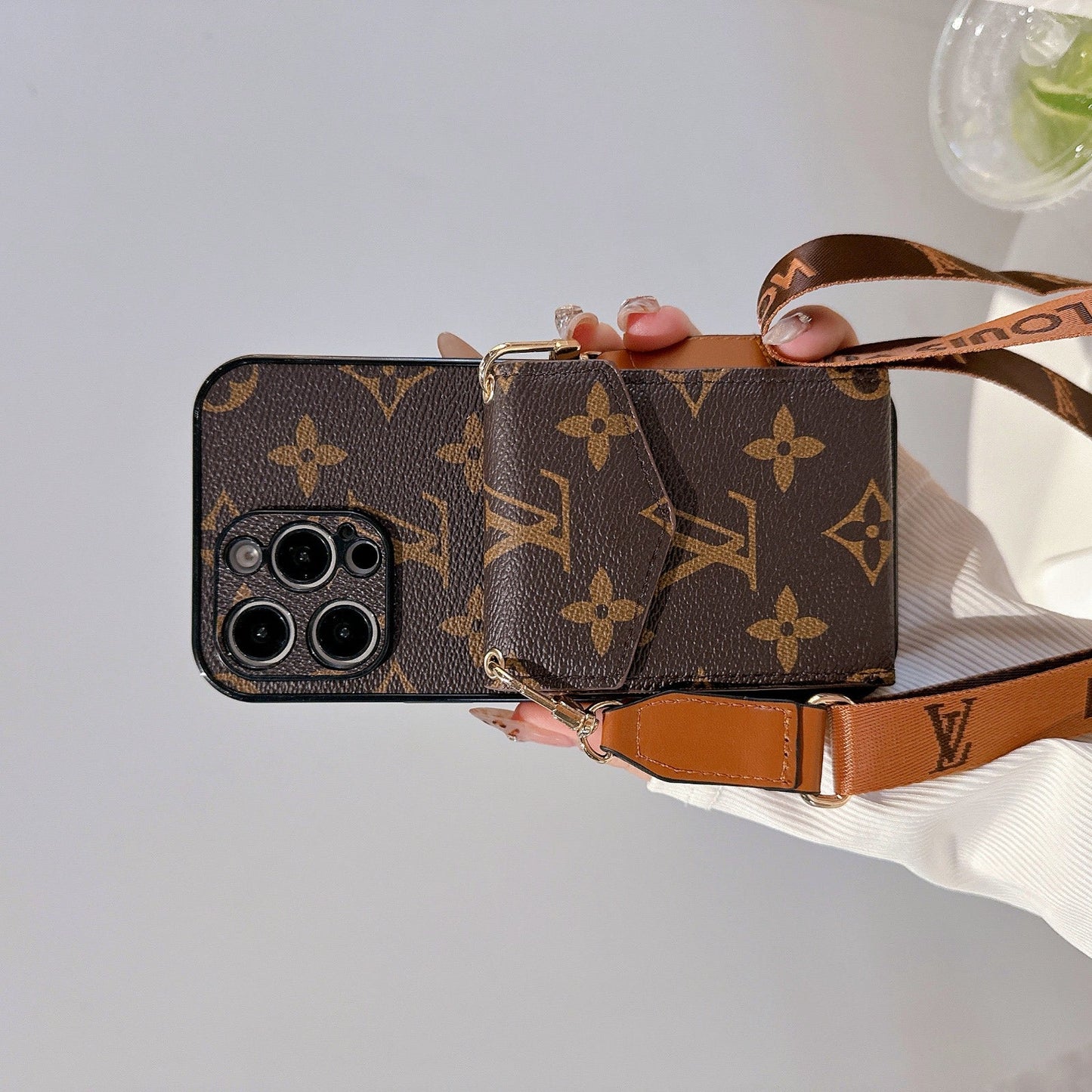 Coleção Exclusiva 2.0 – Capa de iPhone de Luxo Multifuncional